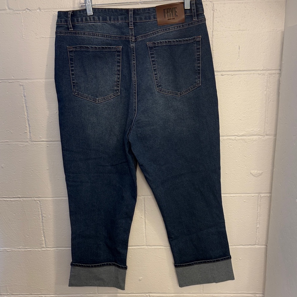 Frye woman’s Indigo Relaxed Jeans